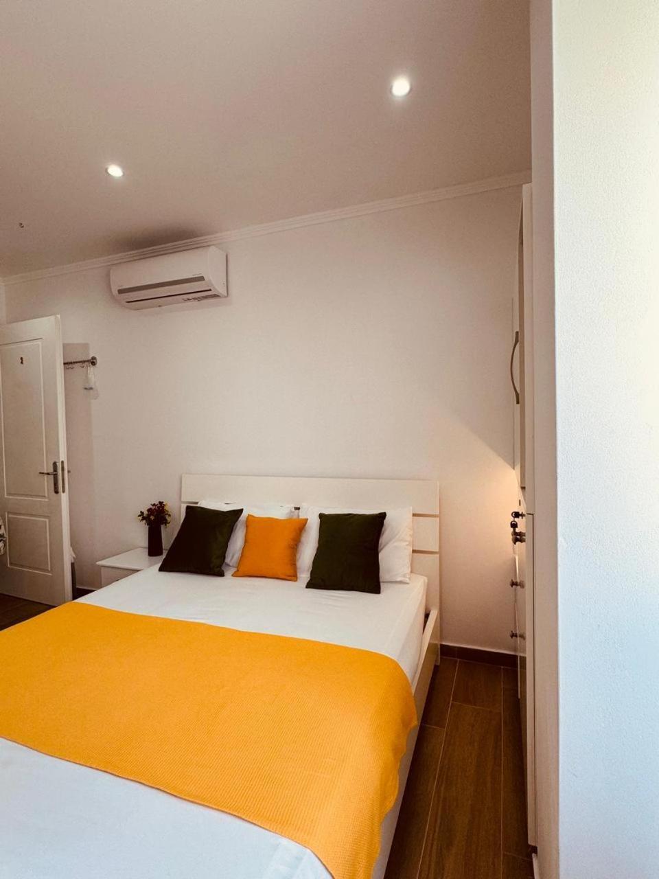 Orfeu Apartments كساميل المظهر الخارجي الصورة