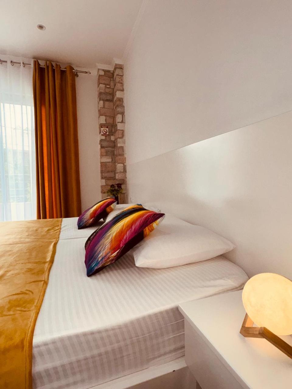 Orfeu Apartments كساميل المظهر الخارجي الصورة